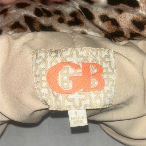 Gianni Bini Leopard Print Puffer - Picture 5 of 5